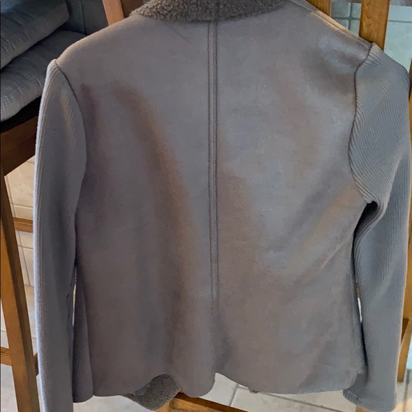 Forever 21 Faux Shearling Coat - Picture 2 of 2